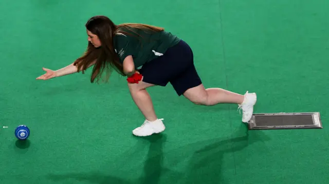 Shauna O’Neill remains unbeaten in women’s singles