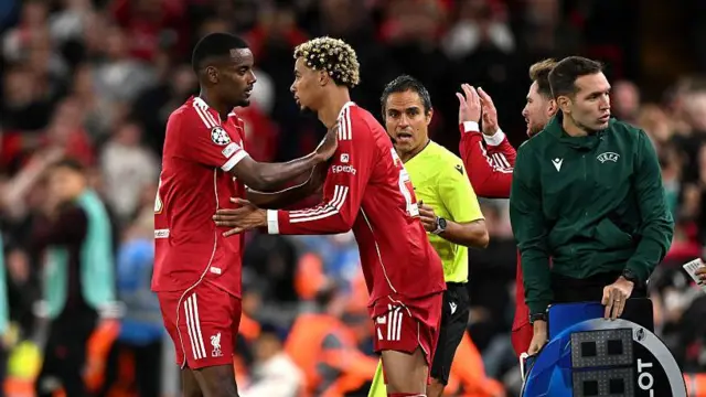 Hugo Ekitike comes on for Alexander Isak in Liverpool's Champions League win over Atletico Madrid