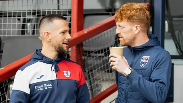 Raith Rovers' Dylan Easton and Ross County's Simon Murray