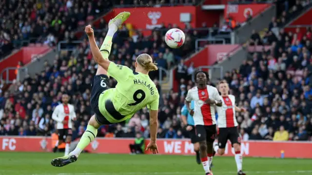 Haaland scores a bicycle kick against Southampton in April 2023