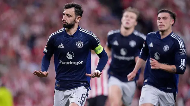 Bruno Fernandes celebrates