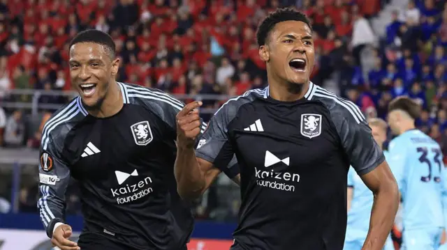 Ezri Konsa and Ollie Watkins celebrating an Aston Villa goal