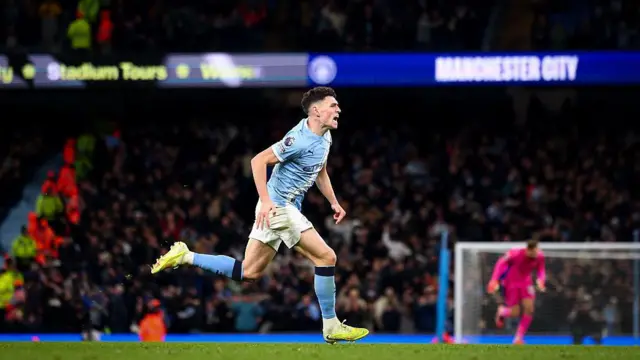 Phil Foden celebrating 