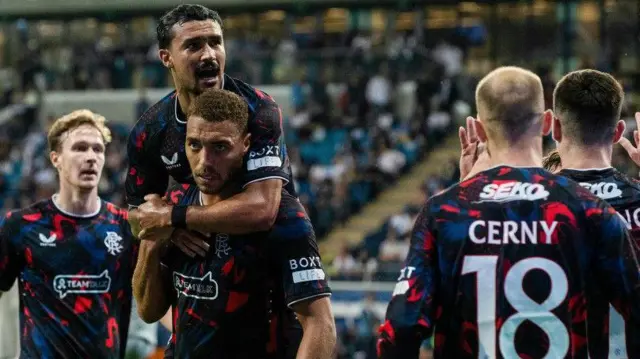 Rangers celebrate equaliser against Dynamo