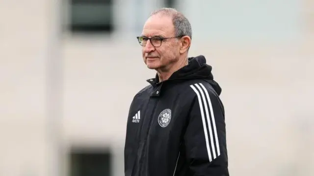 Martin O'Neill in Celtic training