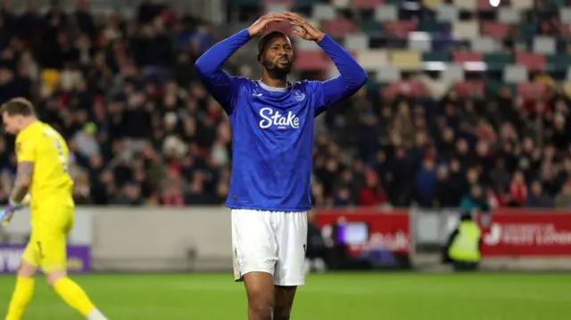 Beto of Everton reacts during the Premier League match between Brentford FC and Everton FC at Brentford Community Stadium