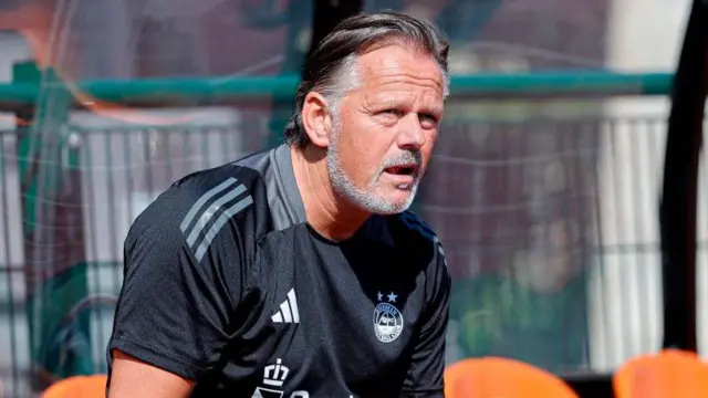 Aberdeen boss Scott Booth