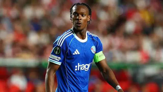 Emmanuel Emegha in action for Strasbourg

