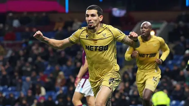 Daniel Munoz celebrates scoring for Crystal Palace against Burnley at Turf Moor