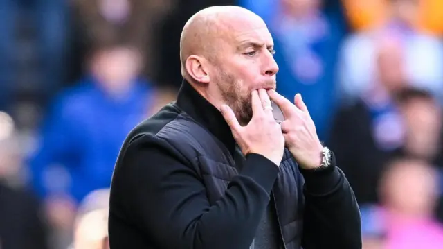 Hibernian head coach David Gray