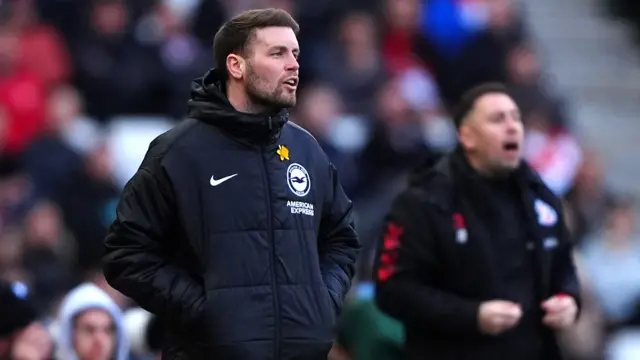 Fabian Hurzeler stands on the touchline