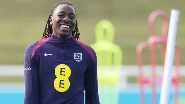 Eberechi Eze smiles during England training
