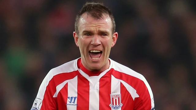 Glenn Whelan playing for Stoke City