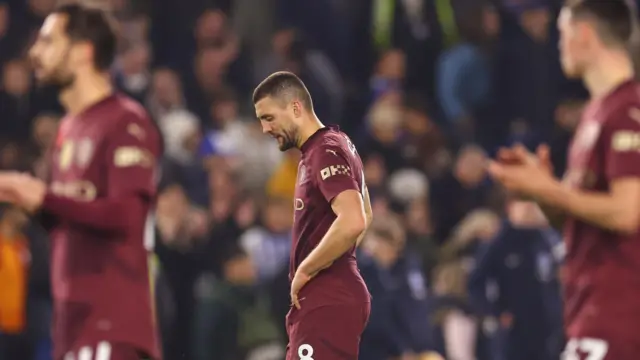 Mateo Kovacic looks dejected