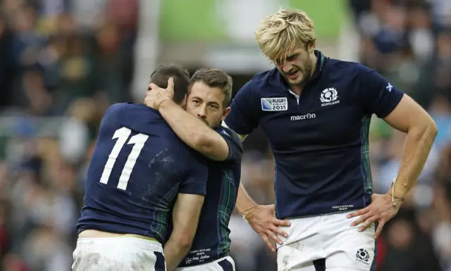 Greig Laidlaw hugs Tommy Seymour