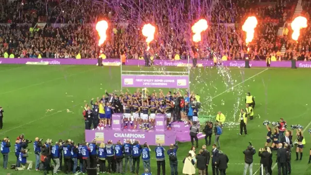 Leeds Rhinos crowned Super League champions 2015