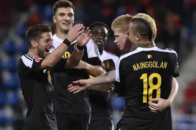 Kevin de Bruyne celebrates
