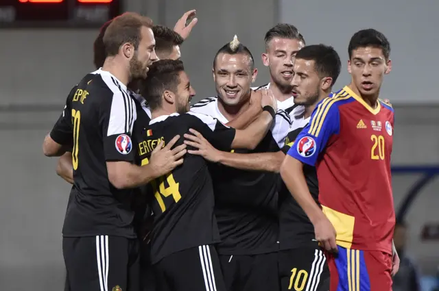 Radja Nainggolan celebrates