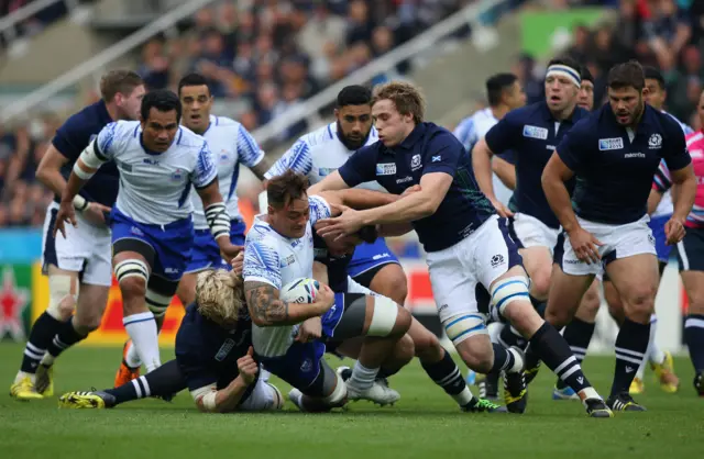 Richie and Jonny Gray attempt to make a tackle