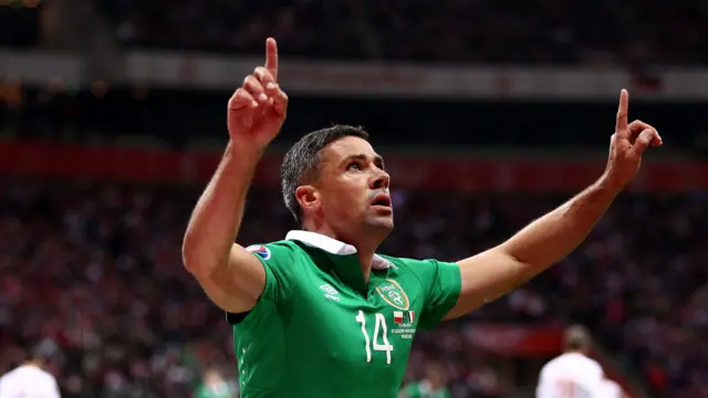 Jonathan Walters celebrates