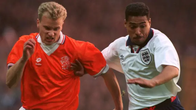 Dennis Bergkamp and Des Walker