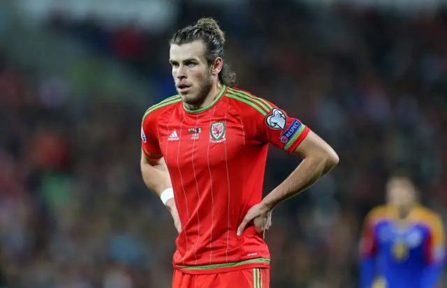 Gareth Bale shows his frustration