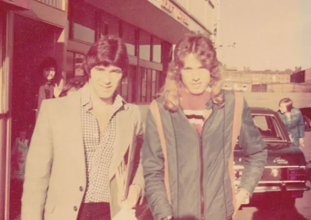 Lars Olsen with former Man Utd captain Martin Buchan