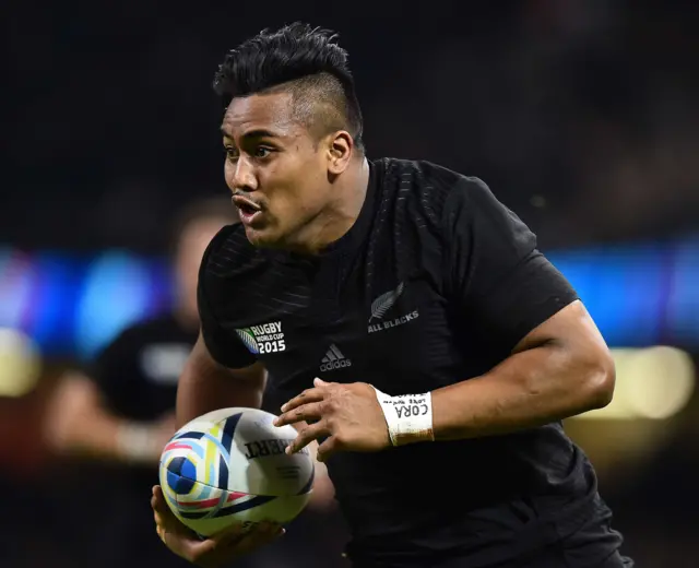 Julian Savea