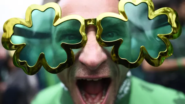 Ireland fan