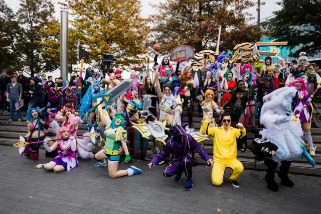 A big group of Cosplayers
