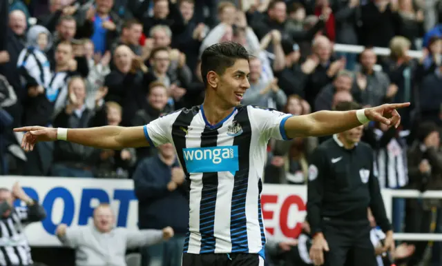 Ayoze Perez celebrates