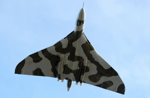 Vulcan bomber