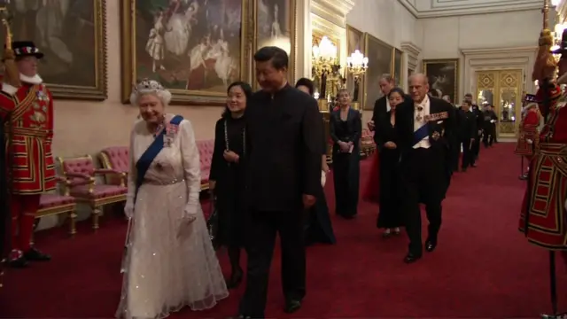 Queen and President XI