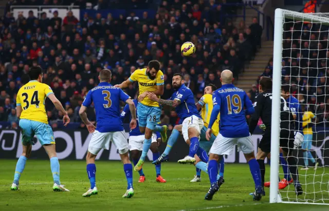 Joe Ledley scores for Palace