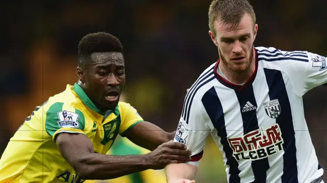 Alex Tettey and Gary Hooper