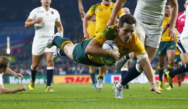 Bernard Foley scores a try