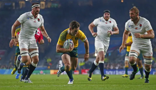 Bernard Foley scores a try