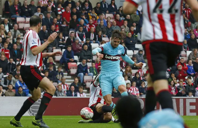 Carl Jenkinson scores for West Ham