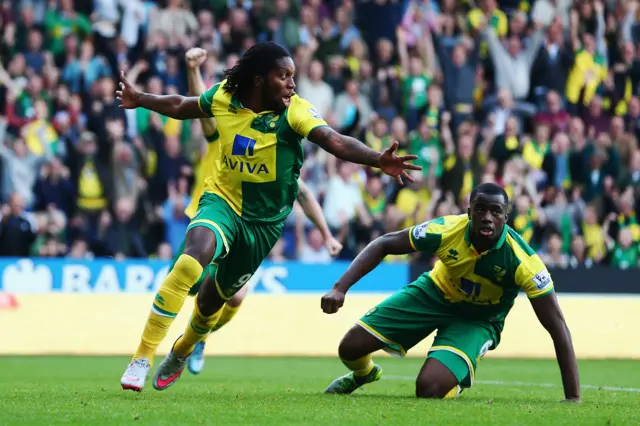 Mbokani celebrates