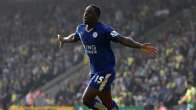 Jeffrey Schlupp celebrates