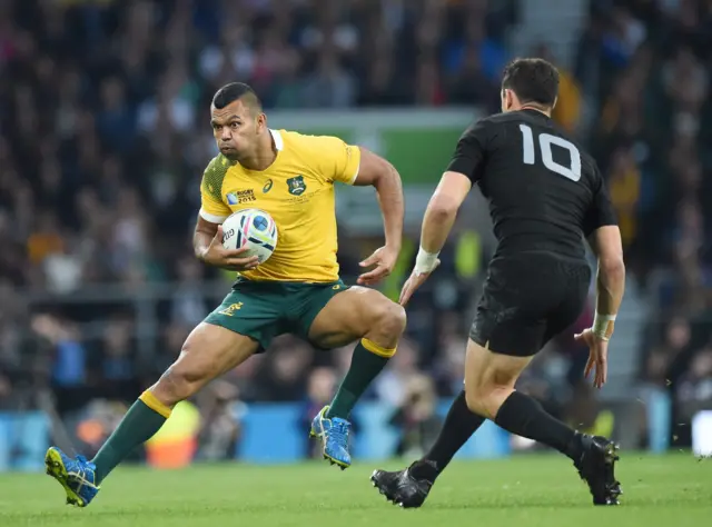 Kurtley Beale and Dan Carter