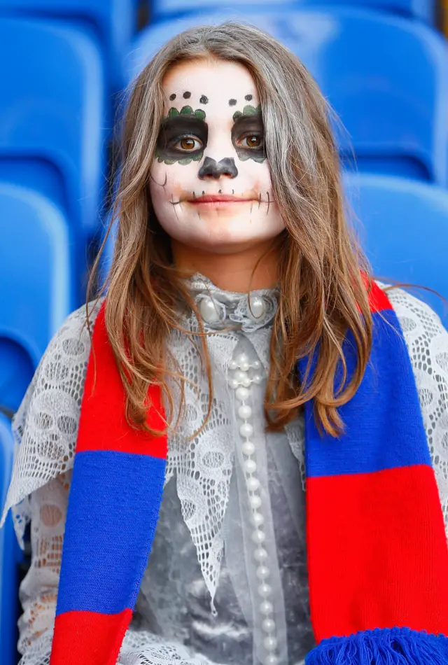 A young Crystal Palace fan dresses up for Halloween