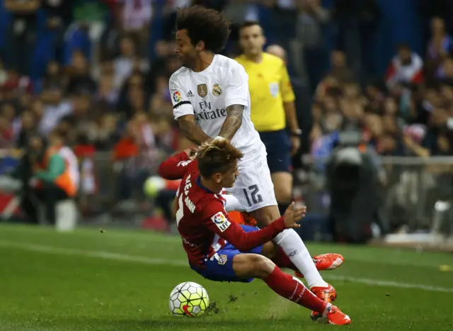 Marcelo is floored by Antoine Griezmann