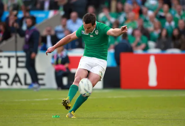 Johnny Sexton kicks a penalty