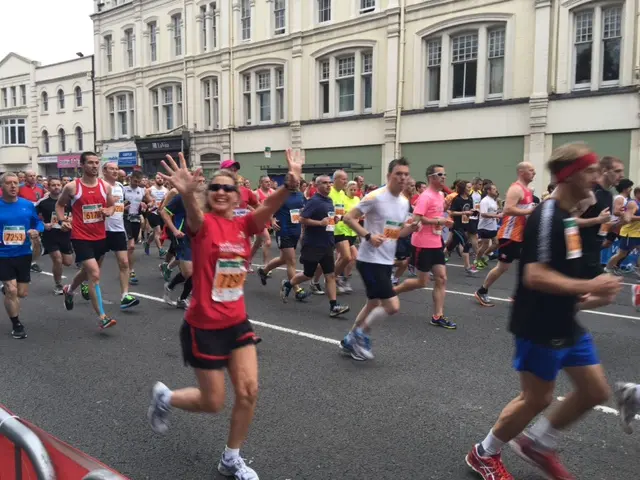 Cardiff Half Marathon runners