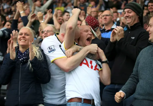 Spurs fans celebrate