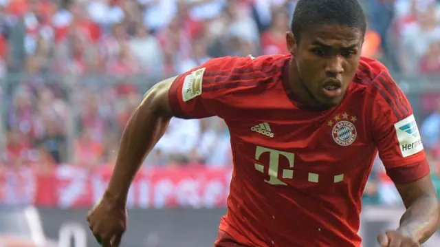 Douglas Costa