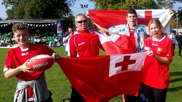 Tonga fans