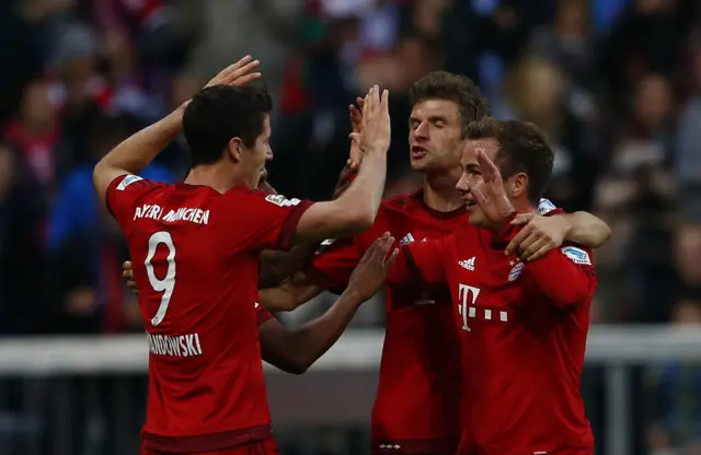 Mario Gomez celebrates his goal