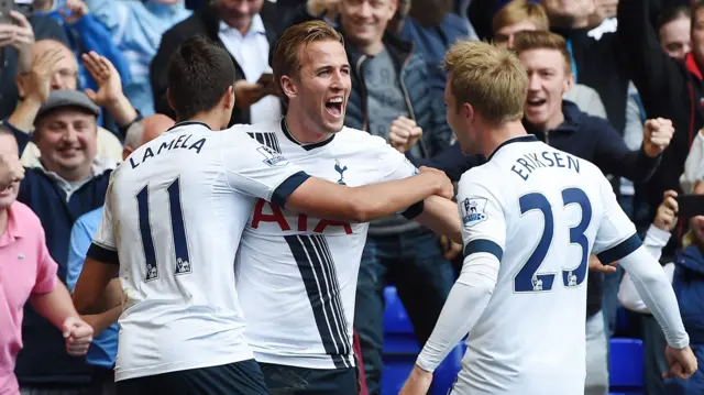 Tottenham players celebrate